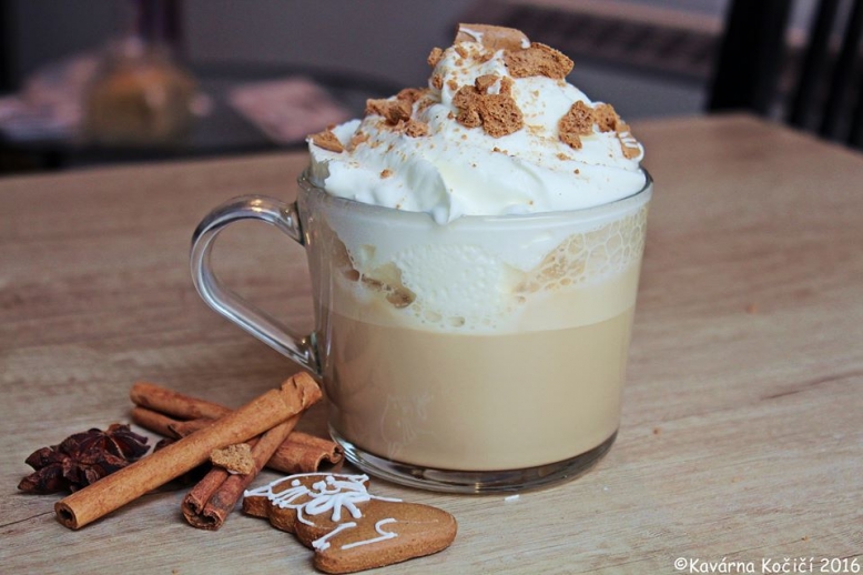 Zdobení perníčků v Kavárně Kočičí