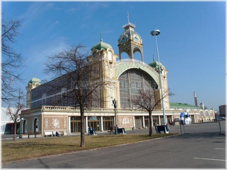 Big Jumping Party Prague - Fashion