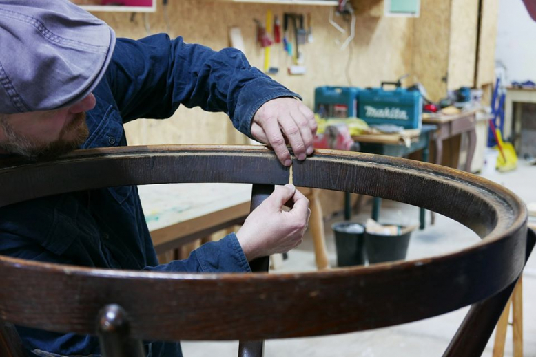 Kurz základů renovace dřevěného nábytku