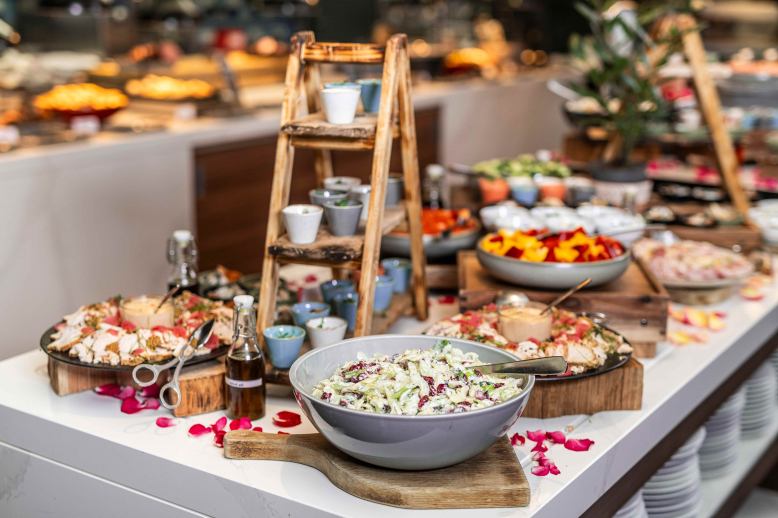 Bufetový brunch s výběrem tataráků