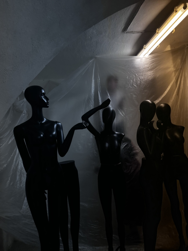 Shakti: Adéla Parmová