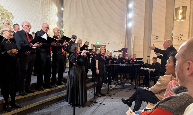 Komorní sbor EN ARCHÉ uvádí norský sbor KoriO