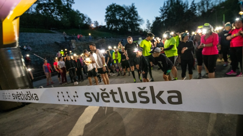 Noční běh pro Světlušku