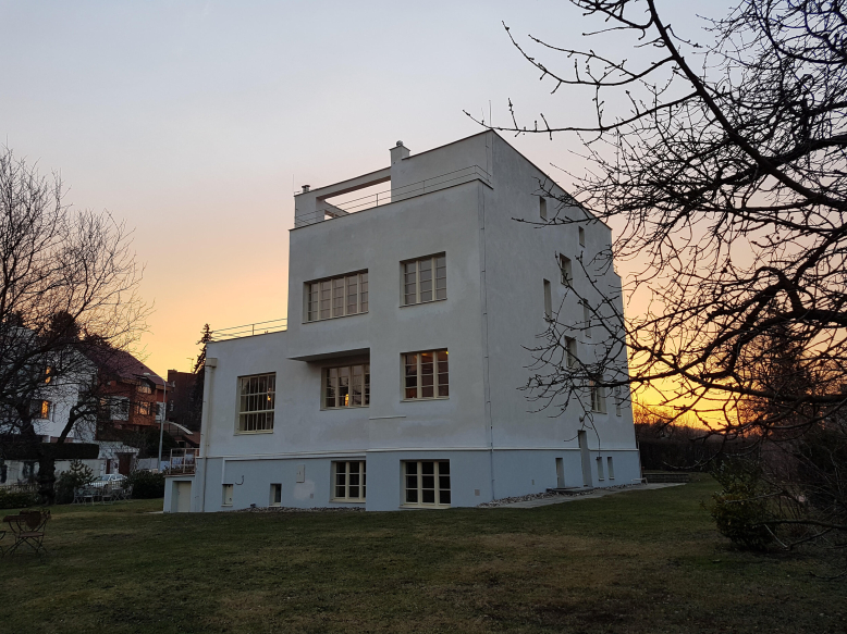 Večerní komentovaná prohlídka vily