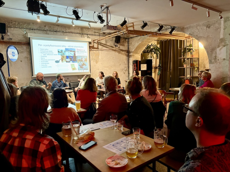 Vědecká zastávka: diskuze s mladými vědci a vědkyněmi