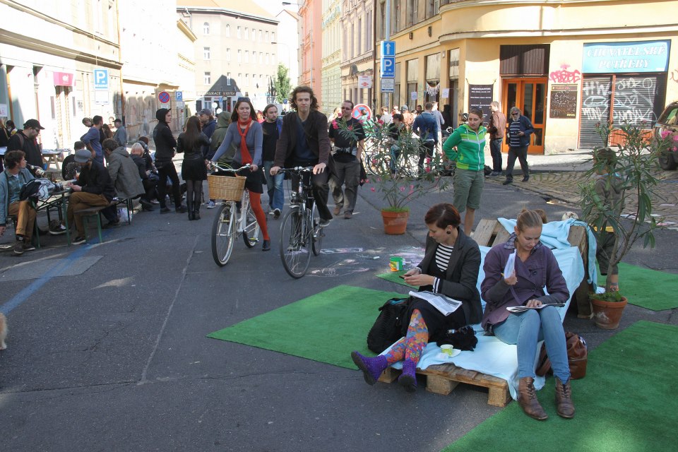 zmj2012.jpg - Zažít město jinak, Žižkov (Foto: Tomáš Cach)