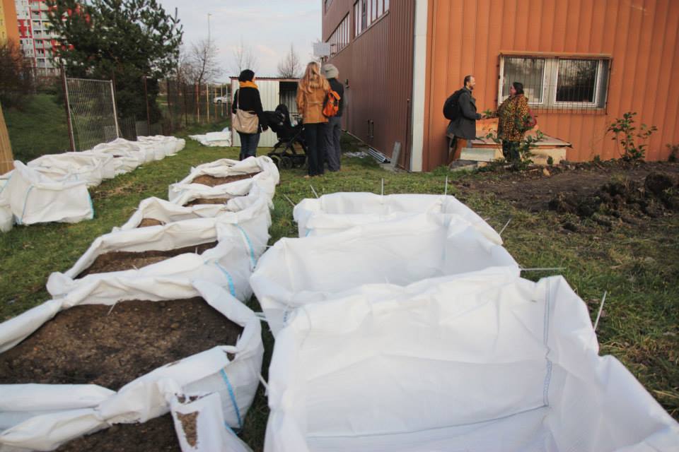 komunitnizahradkanaplecharne.jpg - 