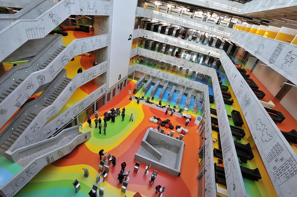 ntk.jpg - Atrium Národní technické knihovny (foto: archiv NTK)