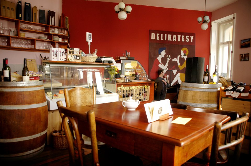 cav.jpg - Cafe le Caveau (foto: archiv podniku)