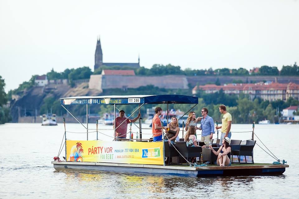 party.jpg - Party vor k zapůjčení ve Žlutých lázních (foto: archiv podniku)
