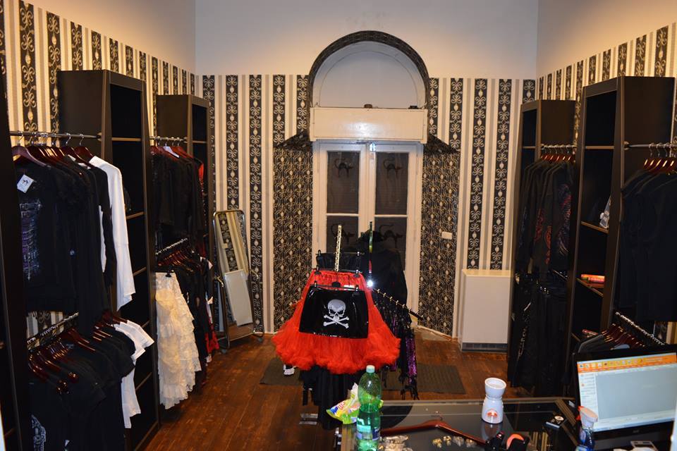 blackcat2.jpg - Obchod s gothic módou Black Cat