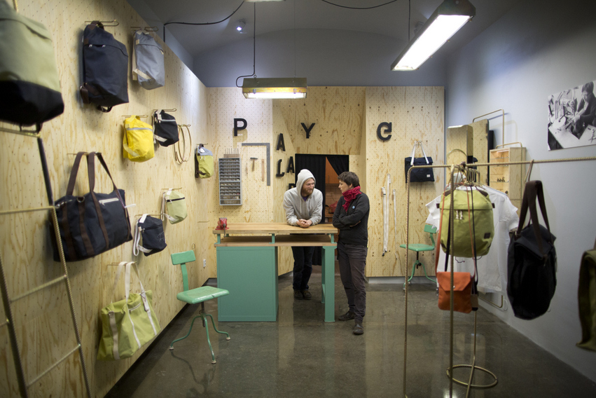 Playbag.jpg - Showroom Playbag