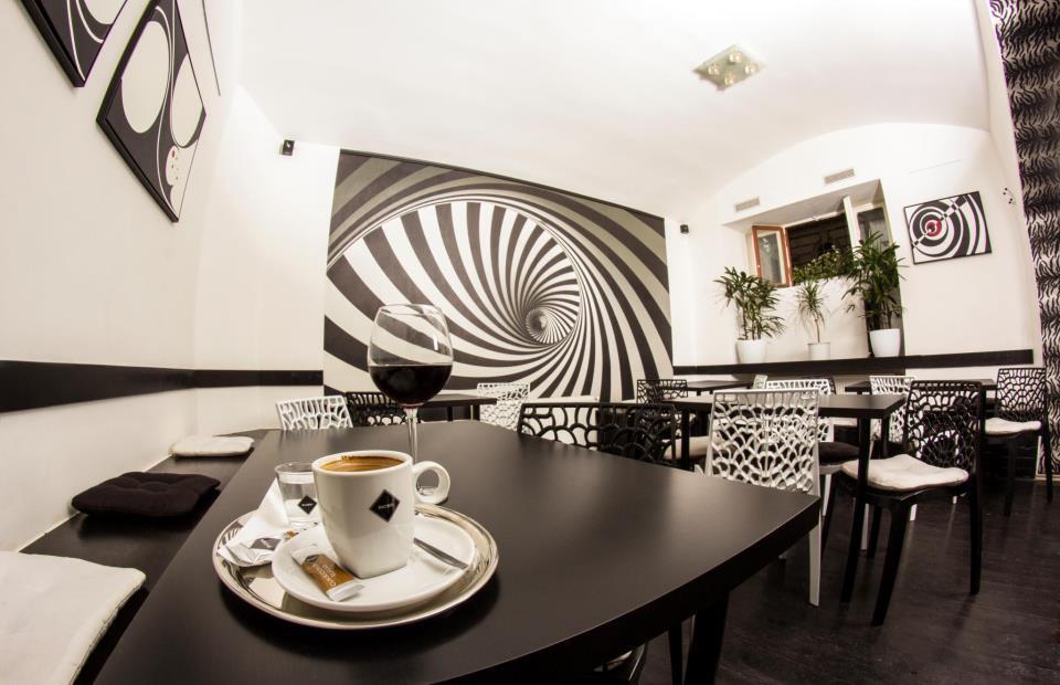 LHCoctails.jpg - LH Cocktails Bar & Lounge