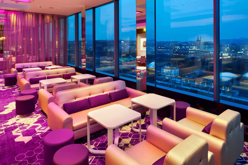 cloud1.jpg - Cloud 9 sky bar & lounge